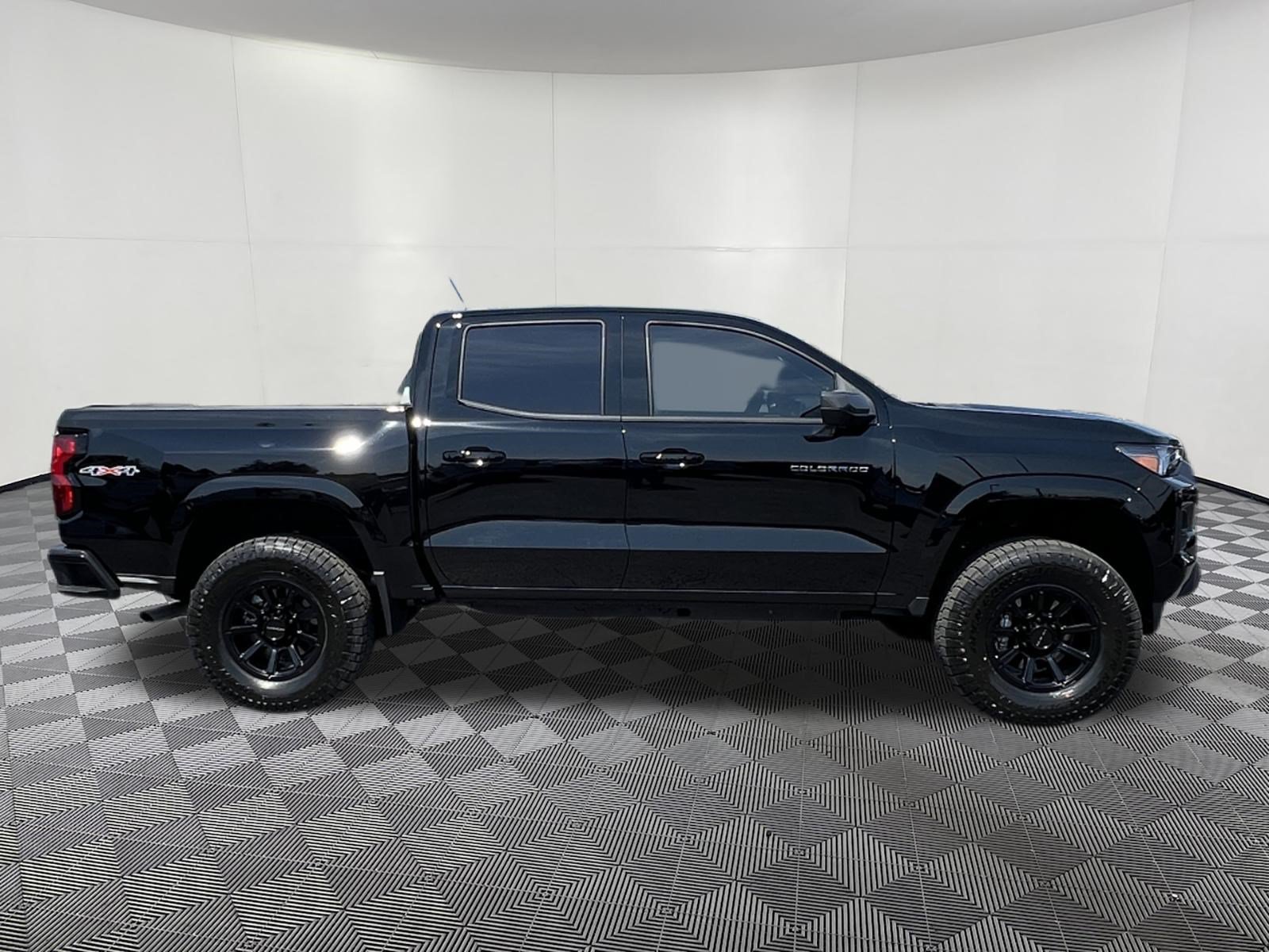 Used 2026 Chevrolet Colorado LT AWD/4WD image 7