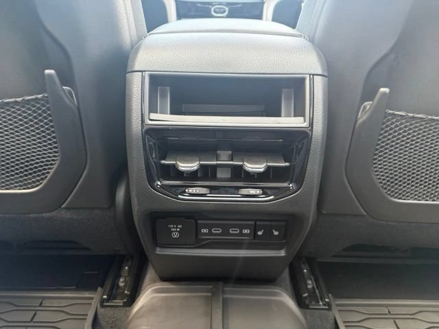 New 2026 Jeep Grand Cherokee Limited w/ Limited Altitude Package AWD/4WD image 12