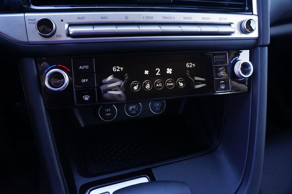 Certified 2026 Genesis G70 2.5T image 10