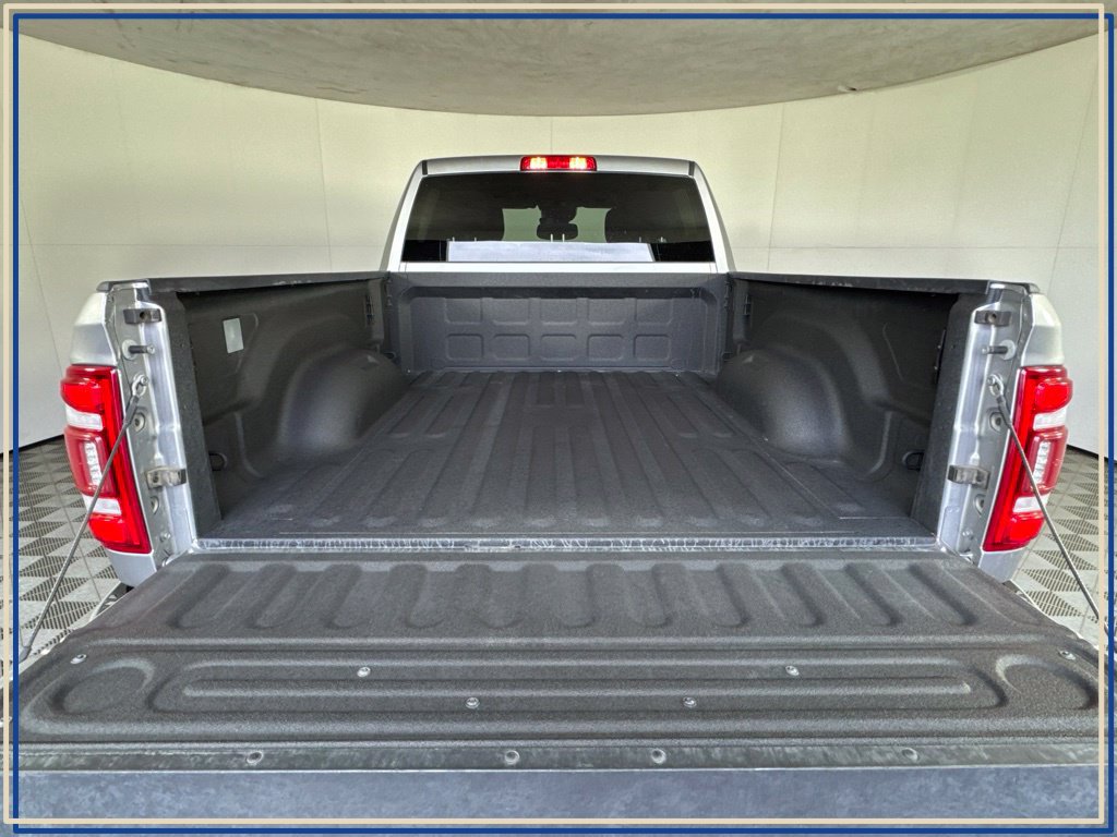 Certified 2024 RAM 2500 Big Horn w/ Safety Group AWD/4WD image 42