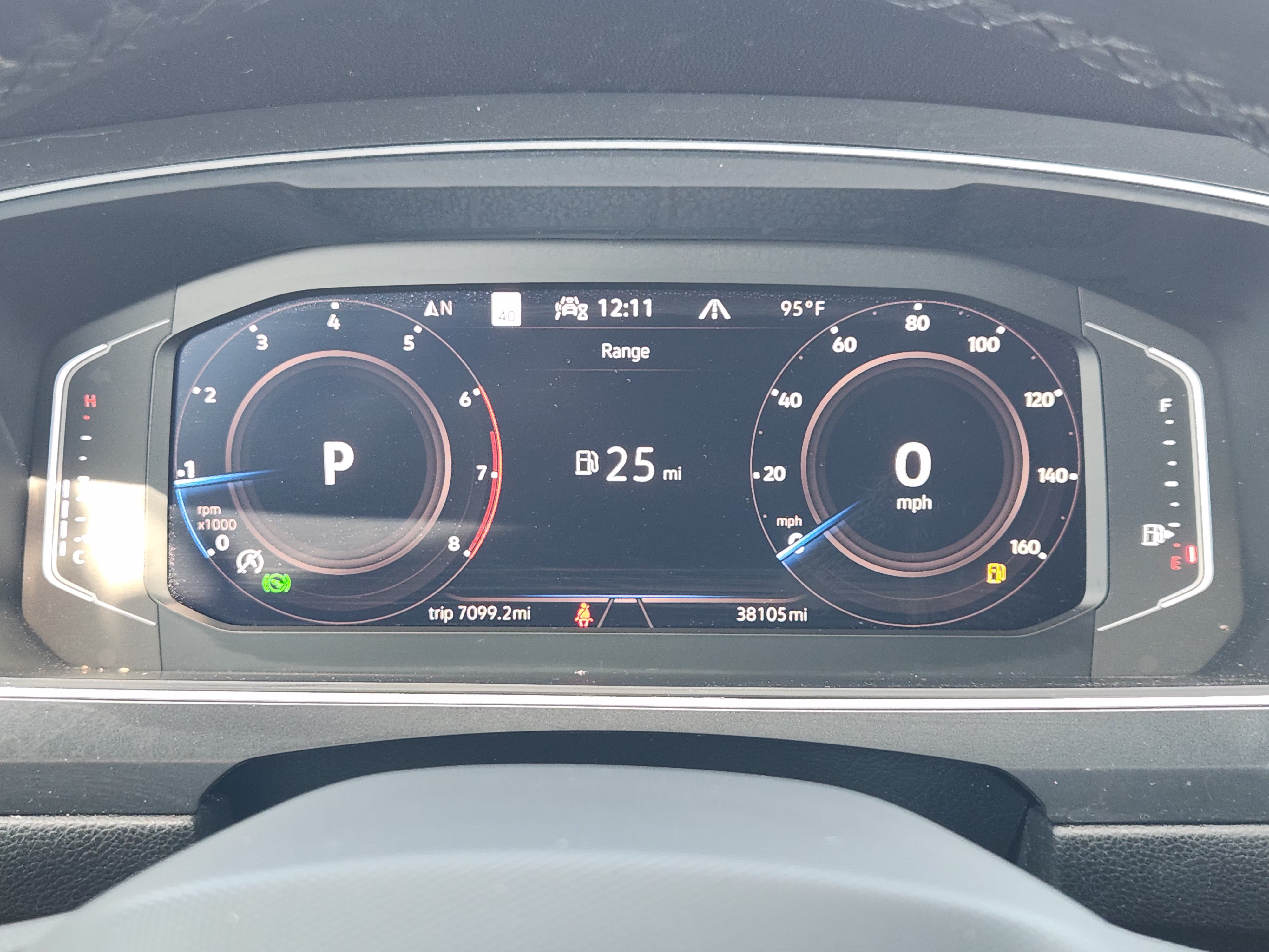 Used 2023 Volkswagen Tiguan SEL R-Line AWD/4WD image 16