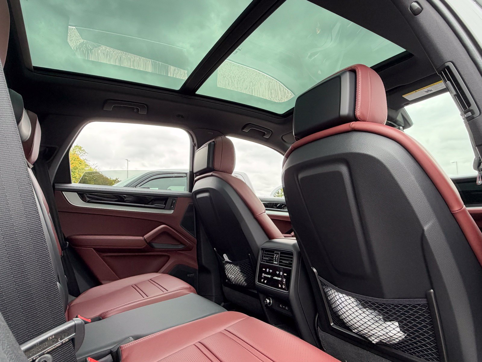 New 2026 Porsche Cayenne AWD/4WD image 24
