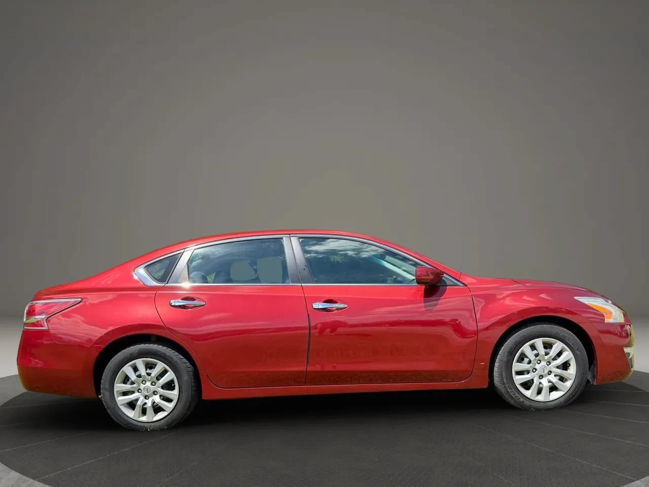 Used 2015 Nissan Altima 2.5 S w/ Power Driver Seat Package FWD image 6