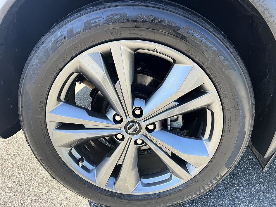 Certified 2023 Nissan Murano Platinum w/ Cargo Package FWD image 11