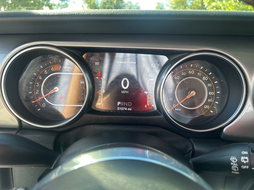 Used 2018 Jeep Wrangler Unlimited Sahara image 18