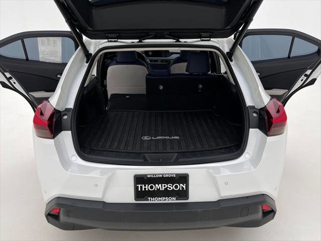 Certified 2022 Lexus UX 250h w/ Premium Package image 18