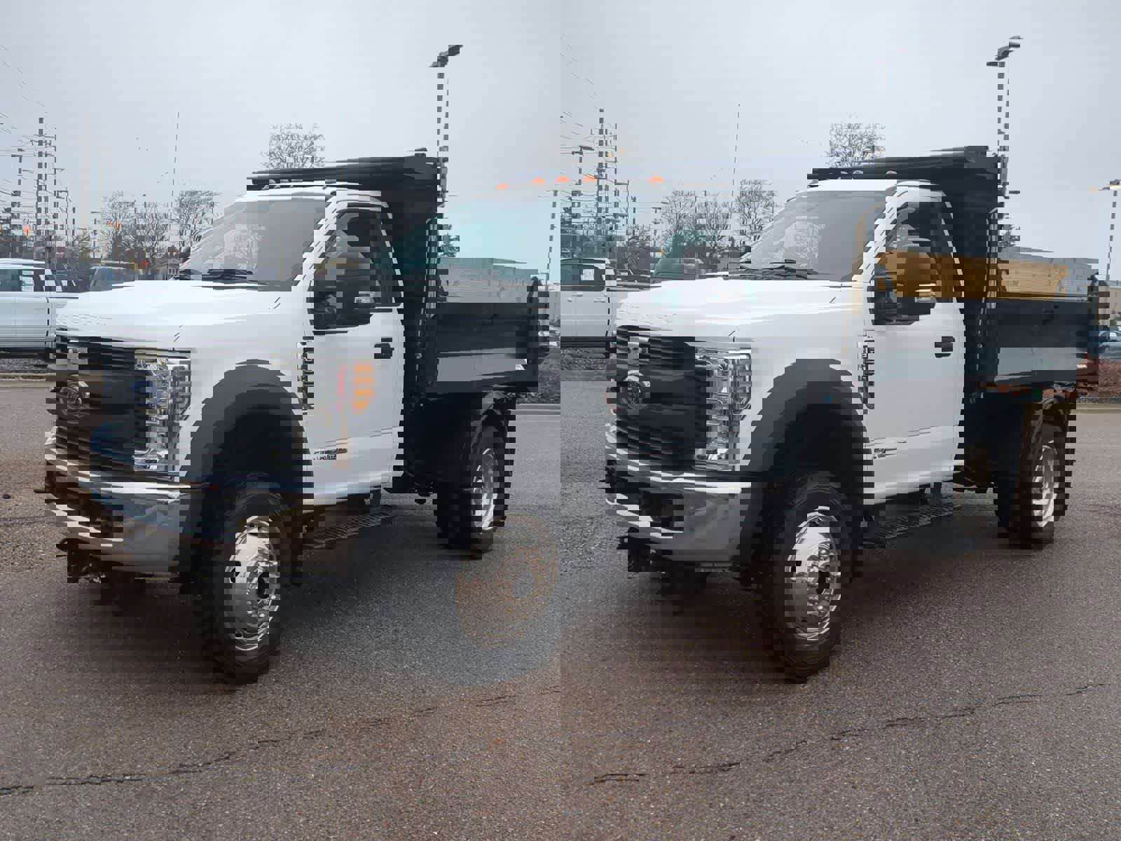 Used 2018 Ford F550 4x4 Regular Cab Super Duty image 4