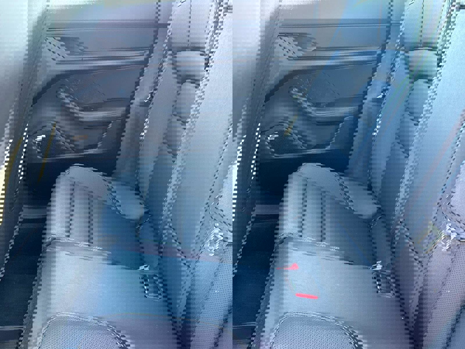 Used 2021 Porsche Taycan image 13