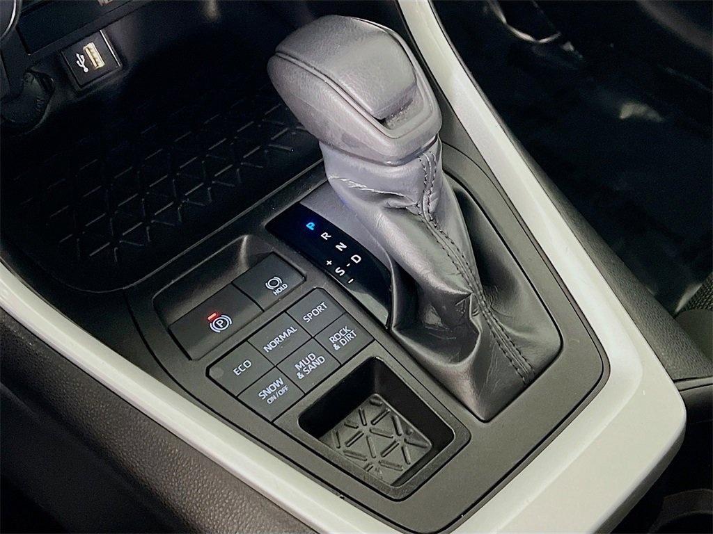 Certified 2024 Toyota RAV4 LE image 16