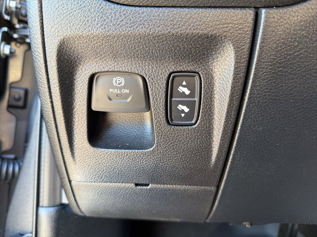 Used 2020 RAM 1500 Laramie image 49