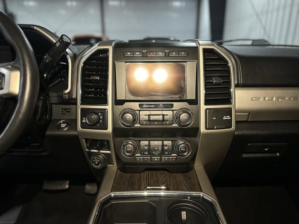 Used 2021 Ford F250 Lariat w/ Tremor Off-Road Package AWD/4WD image 10