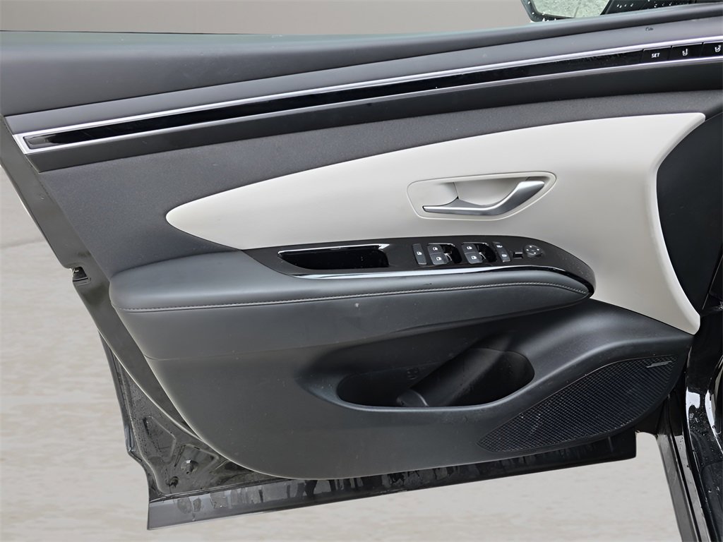 Certified 2023 Hyundai Tucson Limited image 18