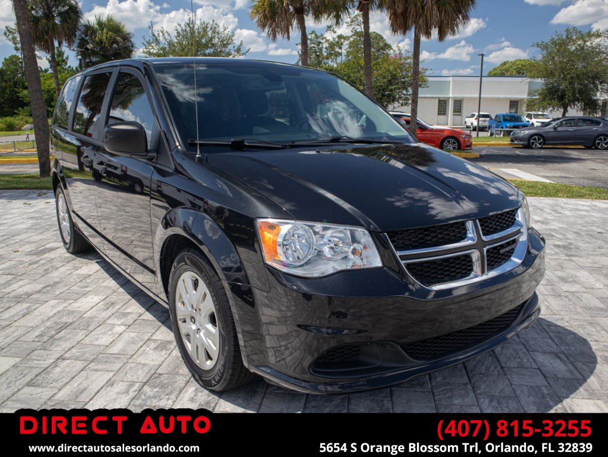 Used 2019 Dodge Grand Caravan SE w/ UConnect Hands-Free Group FWD image 1
