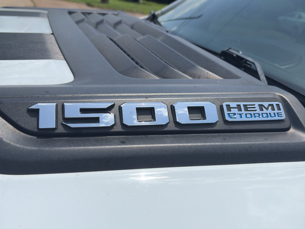 Used 2022 RAM 1500 Laramie AWD/4WD image 28