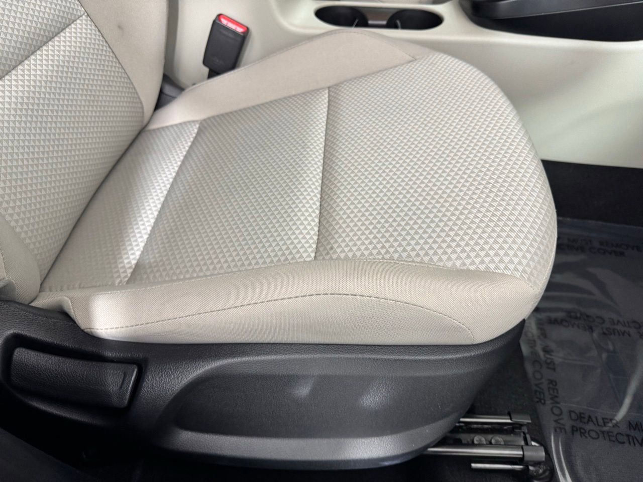 Used 2025 Kia Soul LX w/ LX Technology Package FWD image 32
