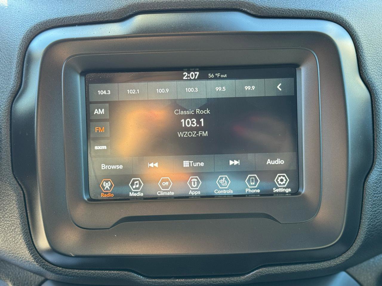 Used 2019 Jeep Renegade Altitude w/ Quick Order Package 2XM image 16