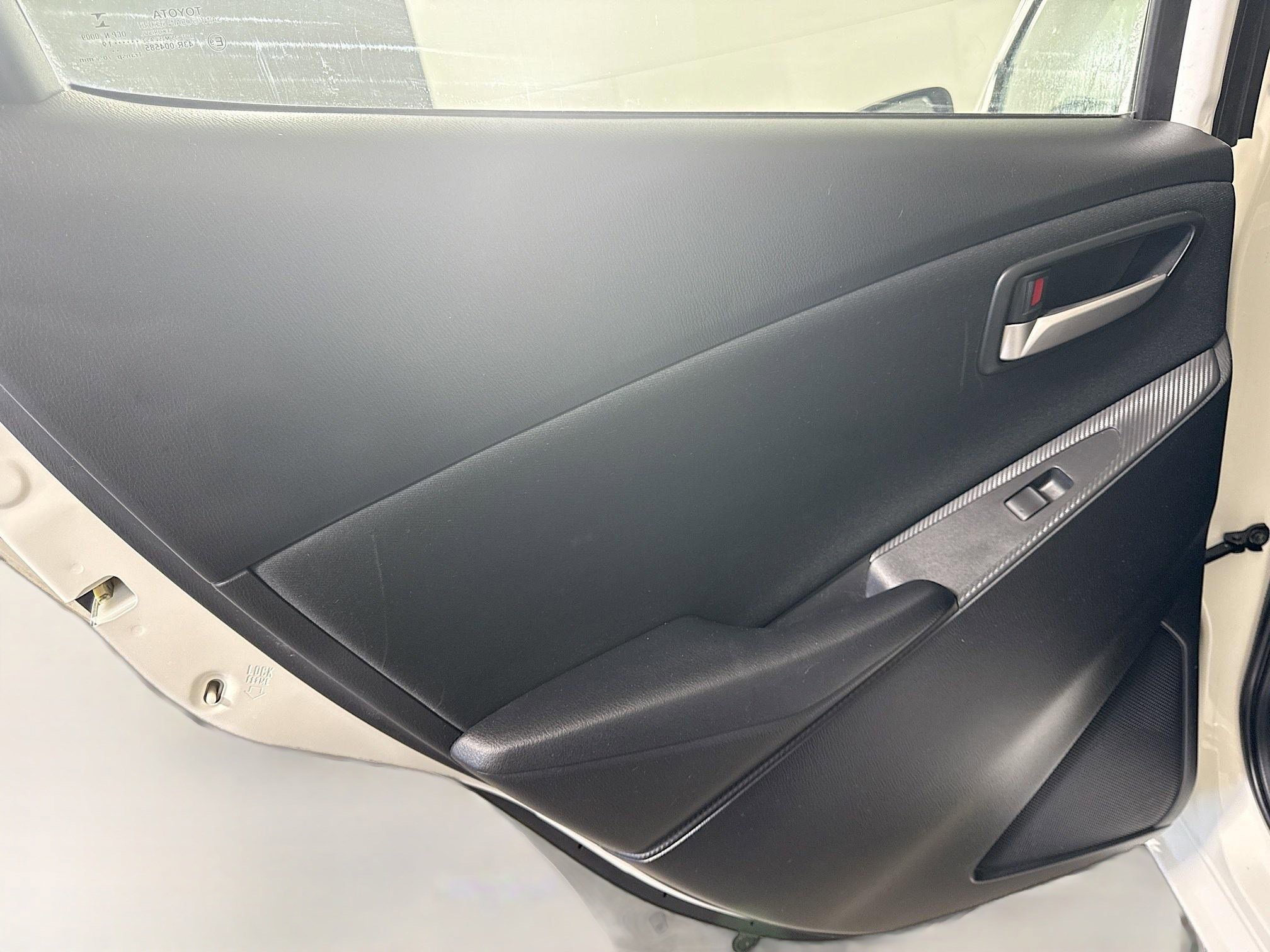 Used 2019 Toyota Yaris LE image 26