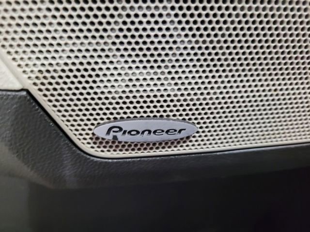 Used 2016 Chevrolet Equinox LTZ w/ Enhanced Convenience Package image 40