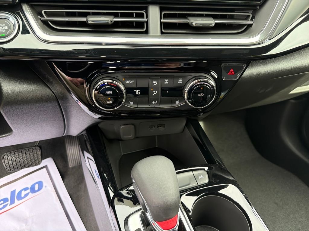 New 2025 Chevrolet Trax RS w/ Driver Confidence Package image 18
