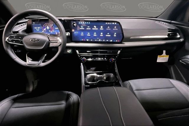 New 2026 Chevrolet Traverse LT w/ Midnight/Sport Edition AWD/4WD image 8