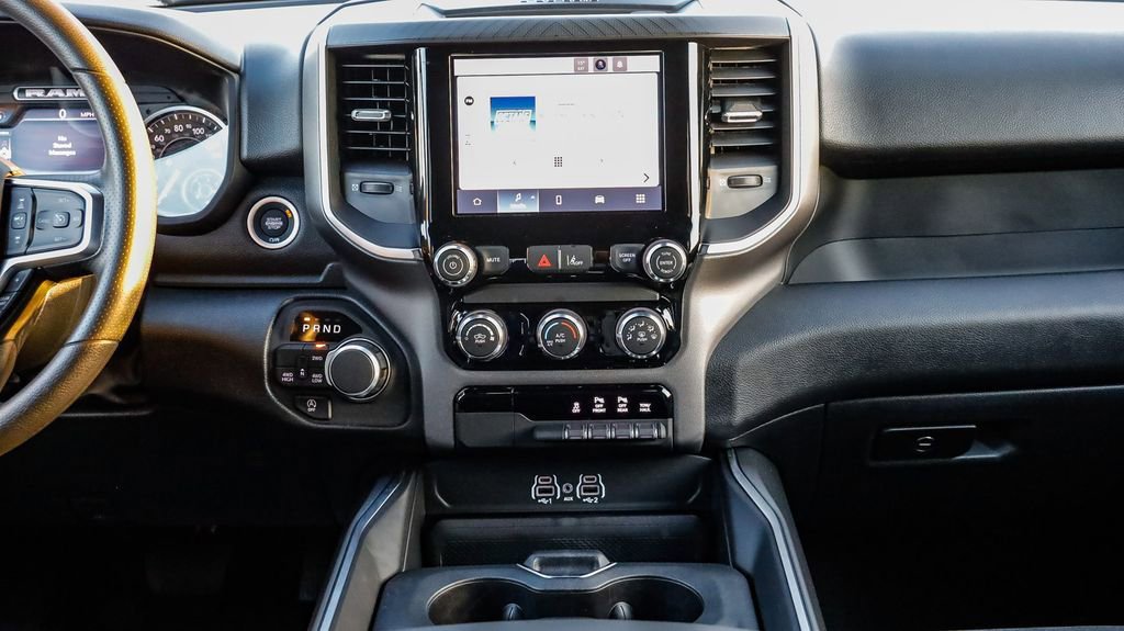 New 2026 RAM 1500 Express AWD/4WD image 16