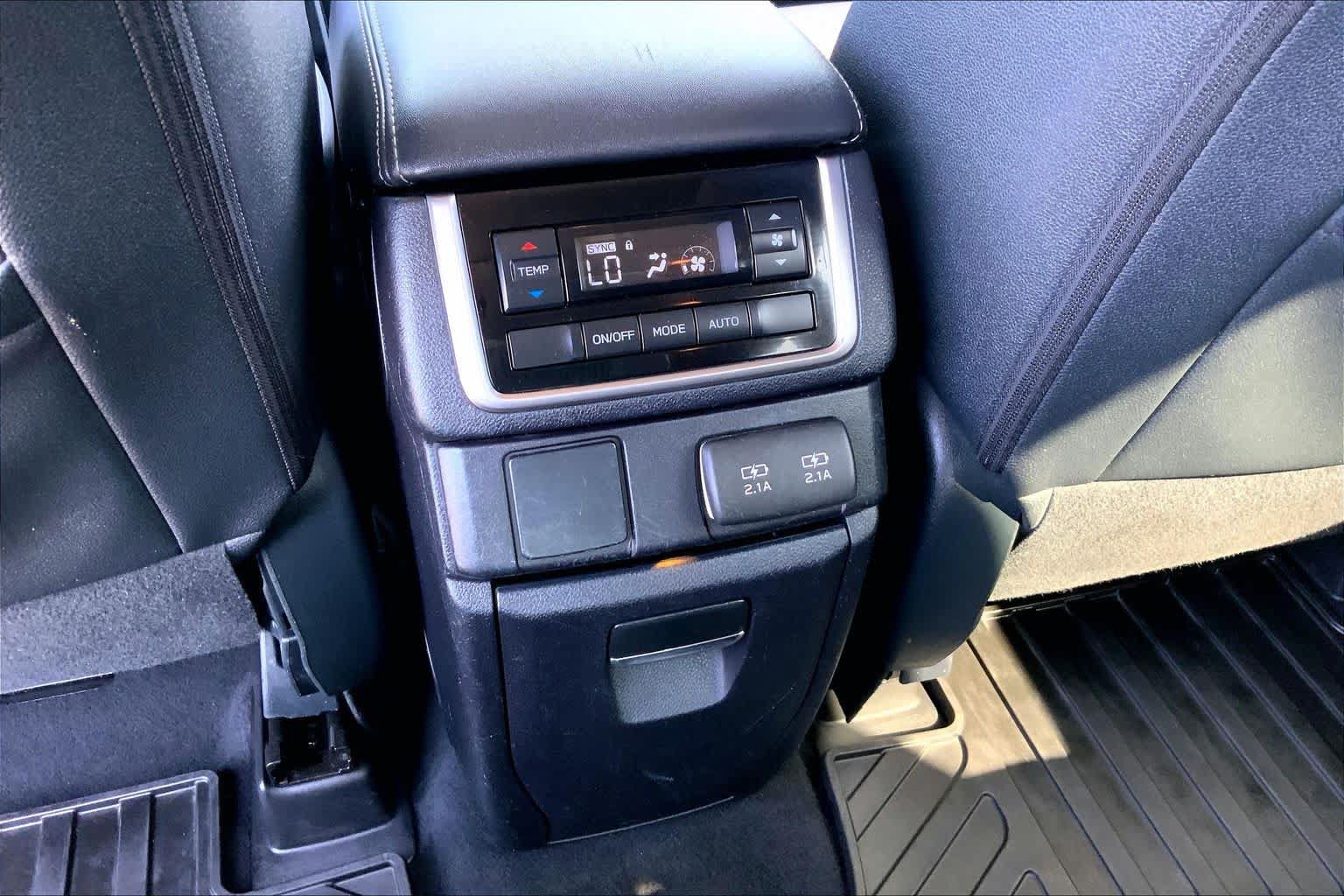 Used 2022 Subaru Ascent Onyx Edition AWD/4WD image 34