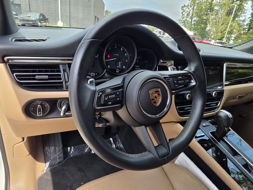 Certified 2024 Porsche Macan Turbo AWD/4WD image 12
