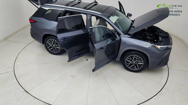 Used 2025 Lexus TX 350 AWD w/ Technology Package image 88