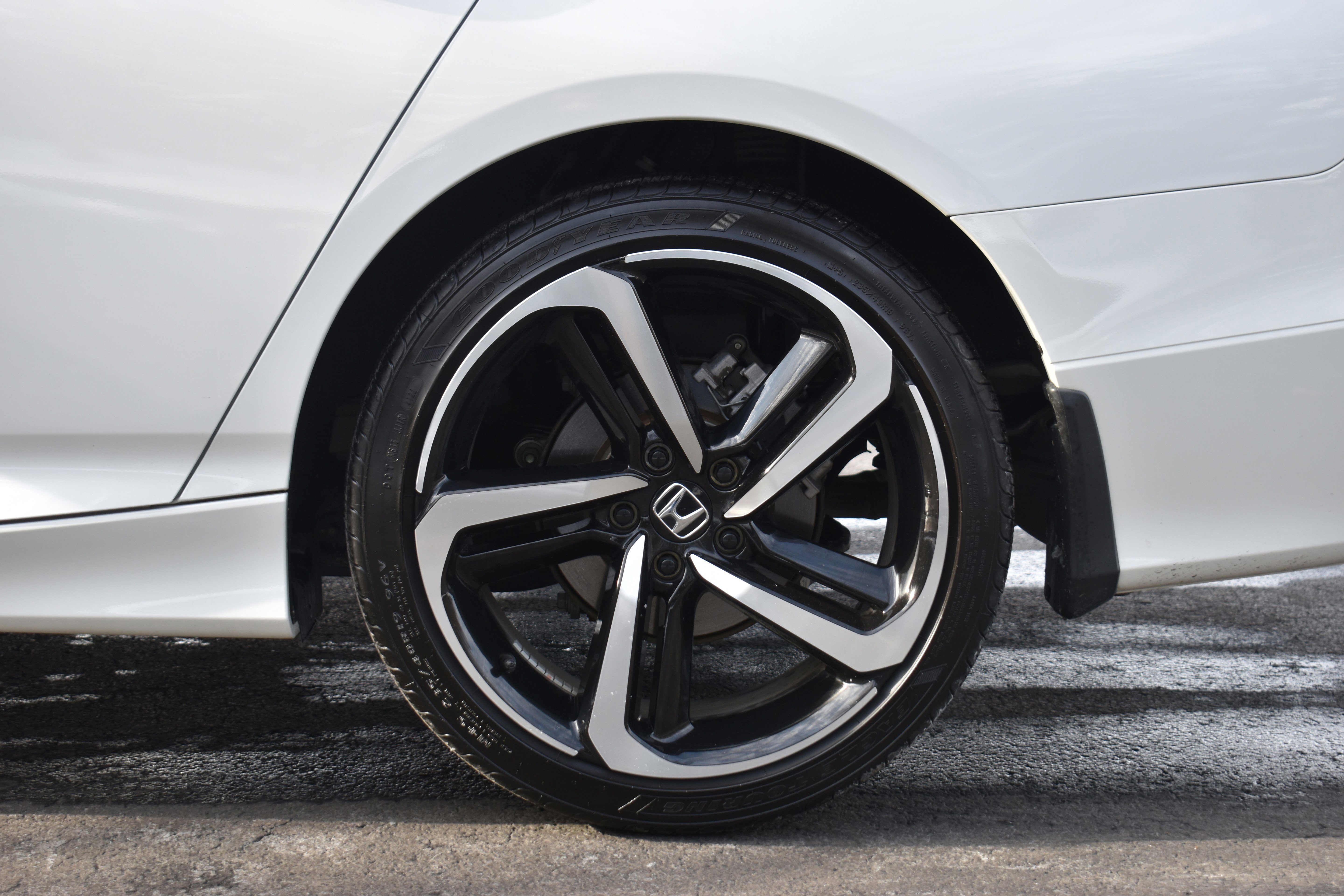 Certified 2022 Honda Accord Sport image 34