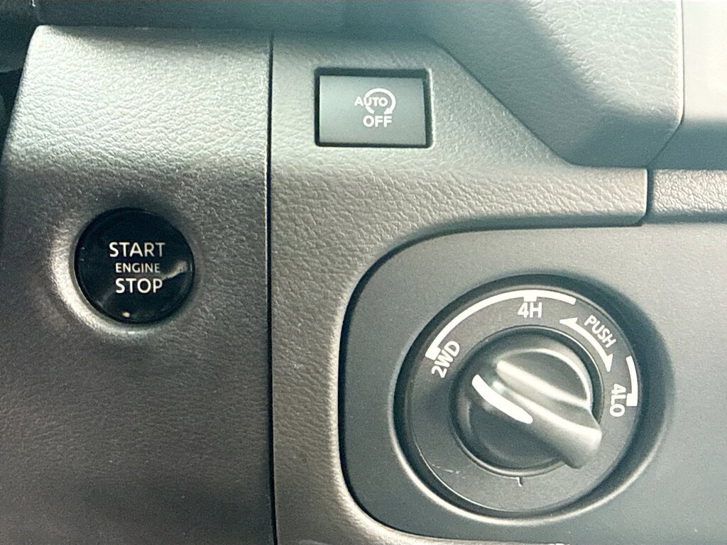 New 2026 Nissan Frontier SV image 9