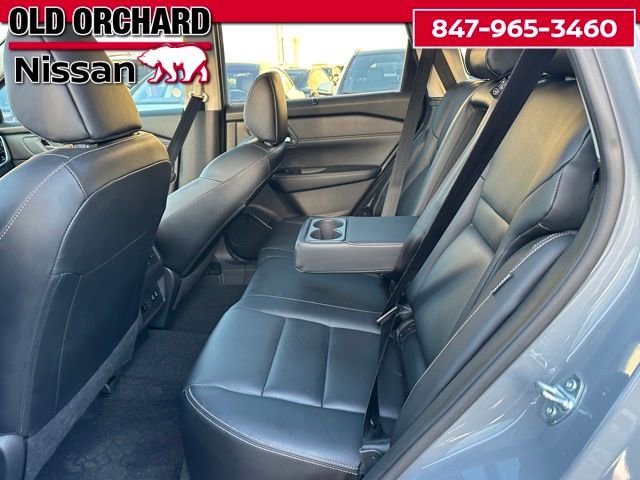 Used 2024 Nissan Rogue SL w/ SL Premium Package image 12