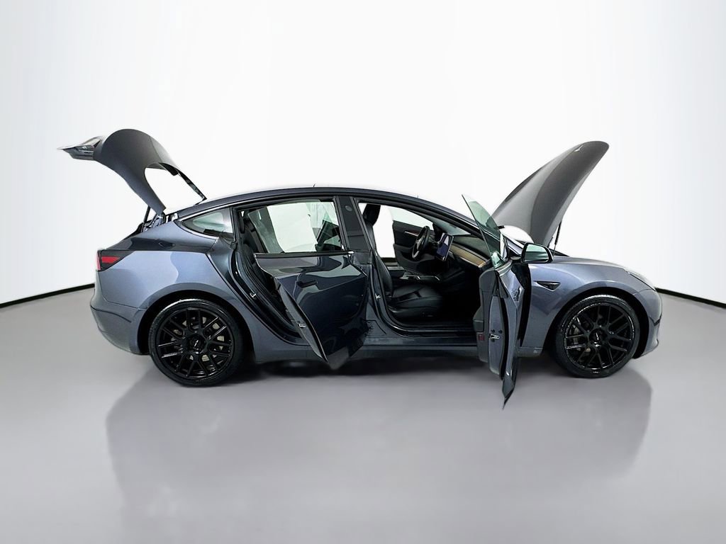 Used 2021 Tesla Model 3 Long Range image 32