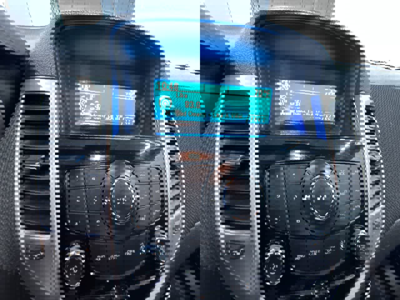 Used 2024 Chevrolet Trax RS w/ Driver Confidence Package image 23