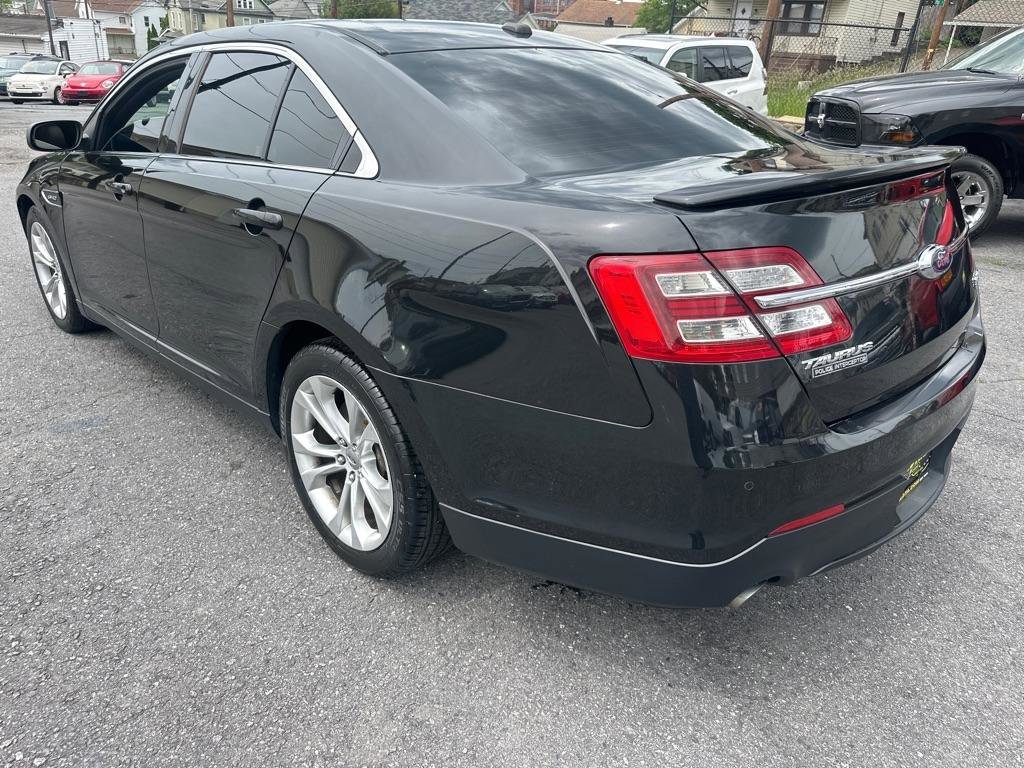 Used 2013 Ford Taurus SHO AWD/4WD image 8