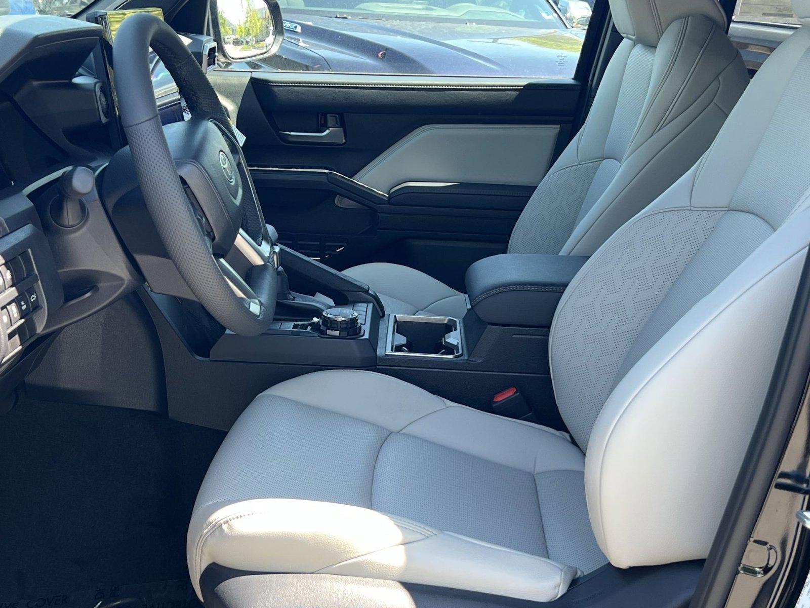 New 2026 Toyota Tacoma Limited AWD/4WD image 7