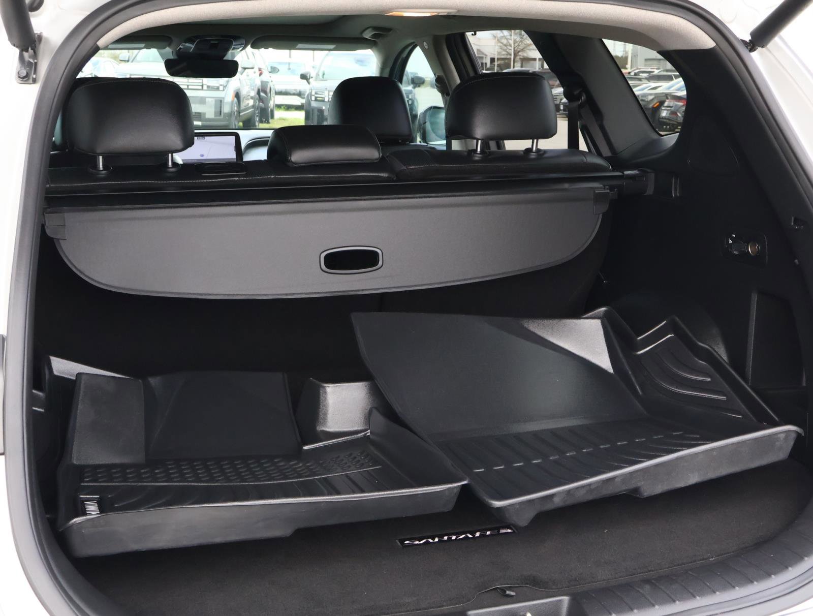 Used 2022 Hyundai Santa Fe Limited image 23