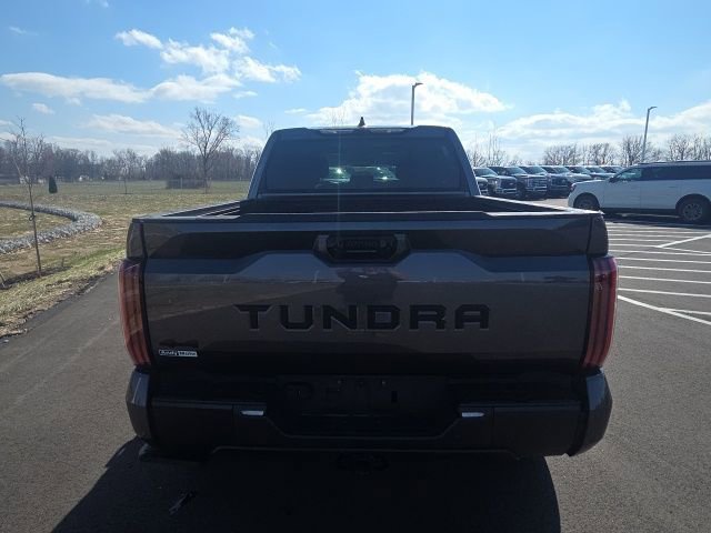Used 2024 Toyota Tundra Limited AWD/4WD image 9