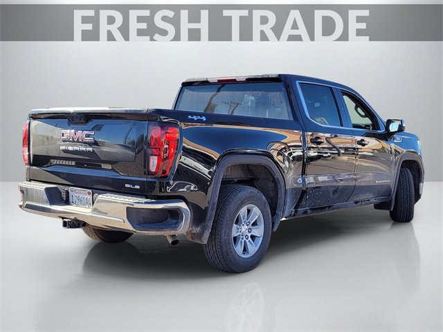 Used 2023 GMC Sierra 1500 SLE image 3