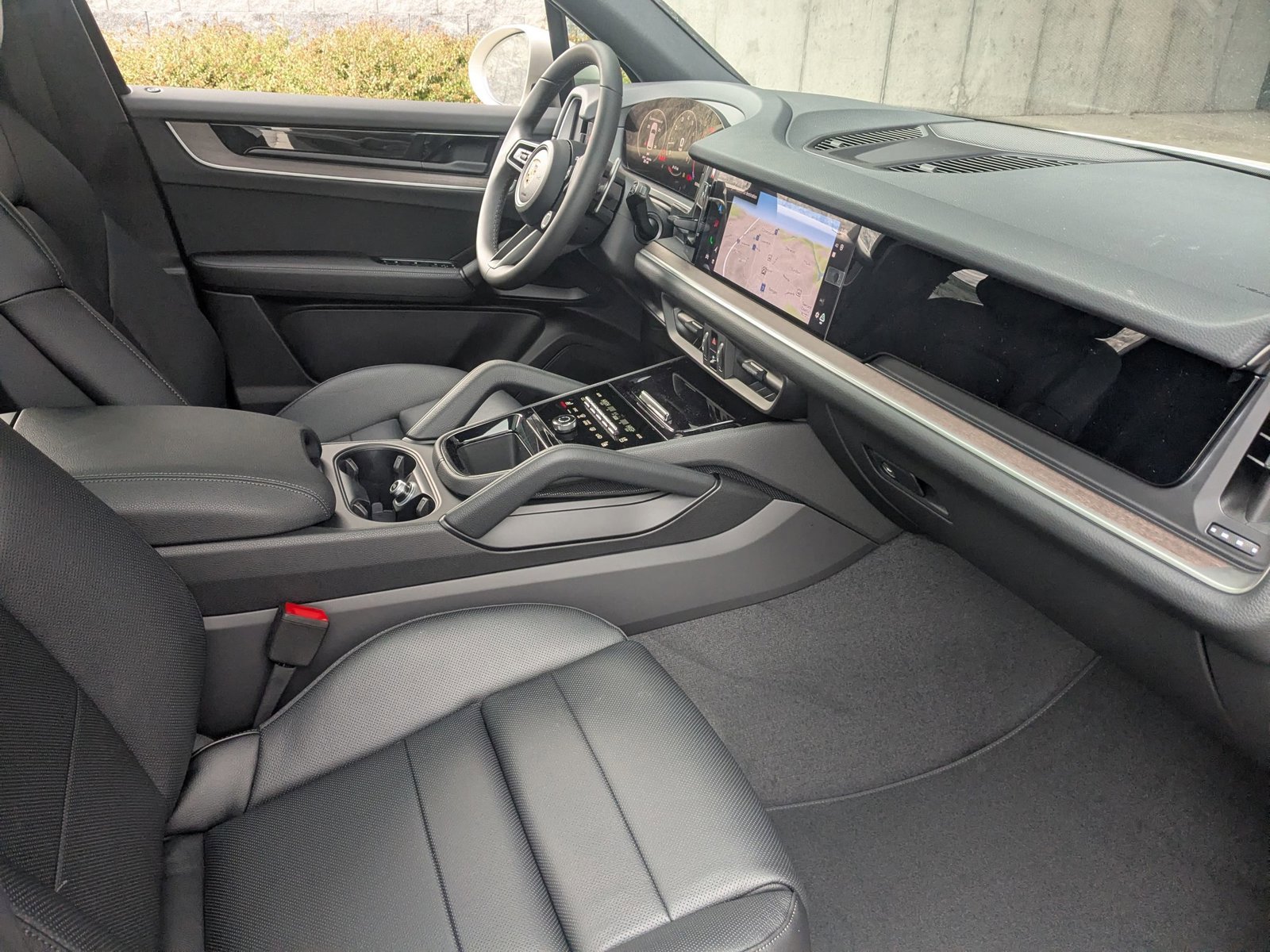 New 2026 Porsche Cayenne image 26