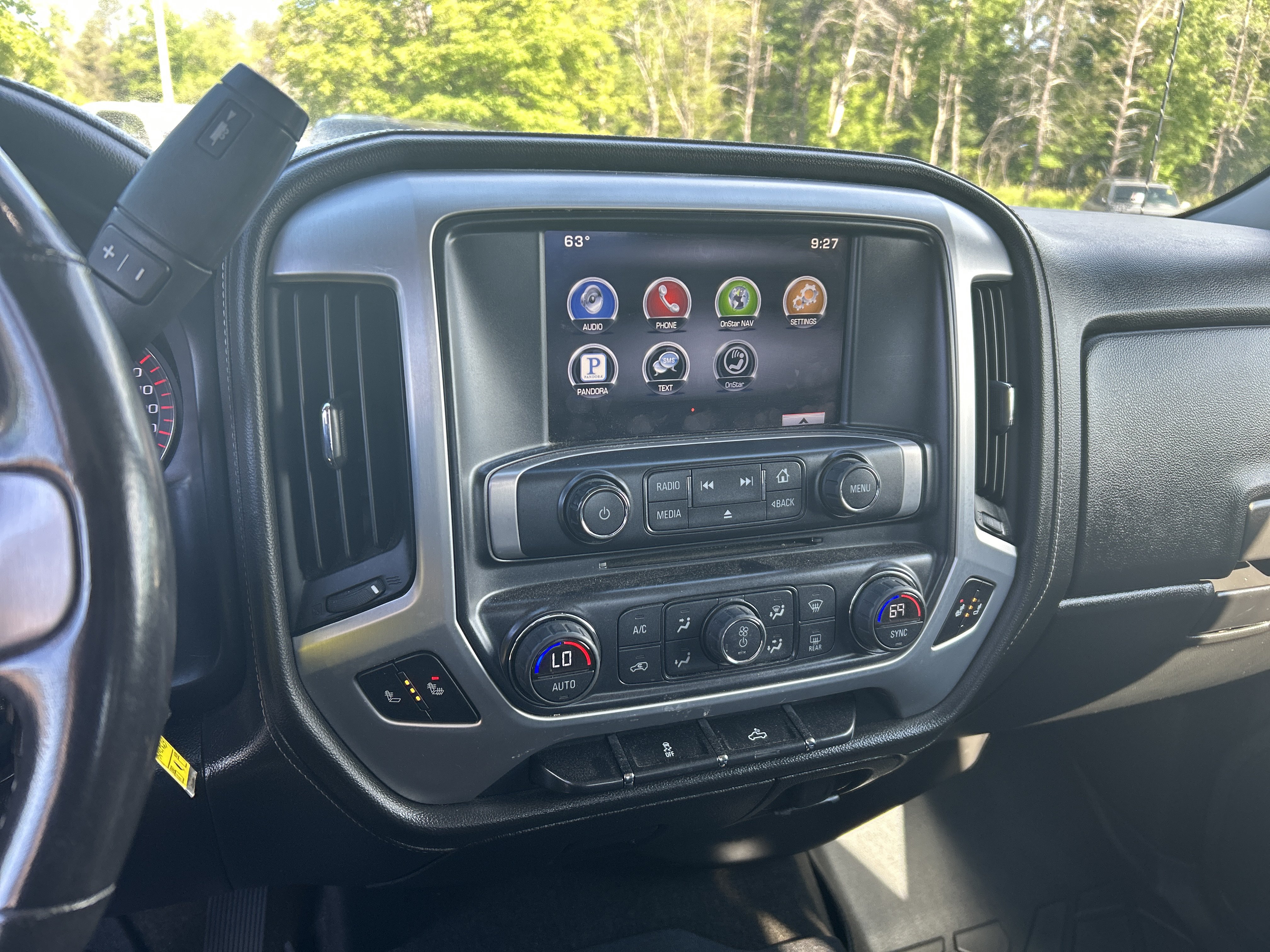 Used 2015 GMC Sierra 1500 SLE w/ SLE Value Package AWD/4WD image 17