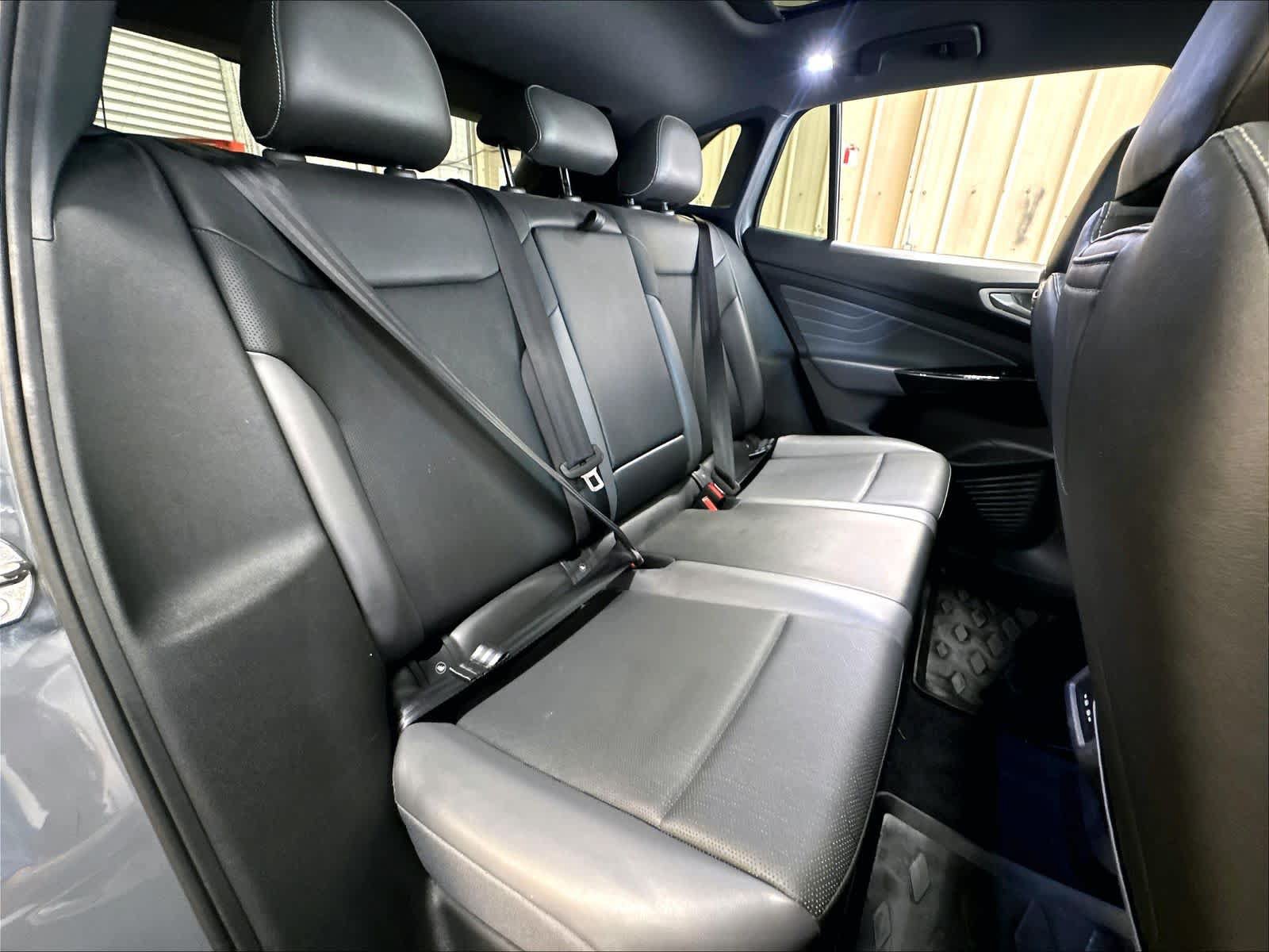Used 2023 Volkswagen ID.4 Pro S RWD image 27