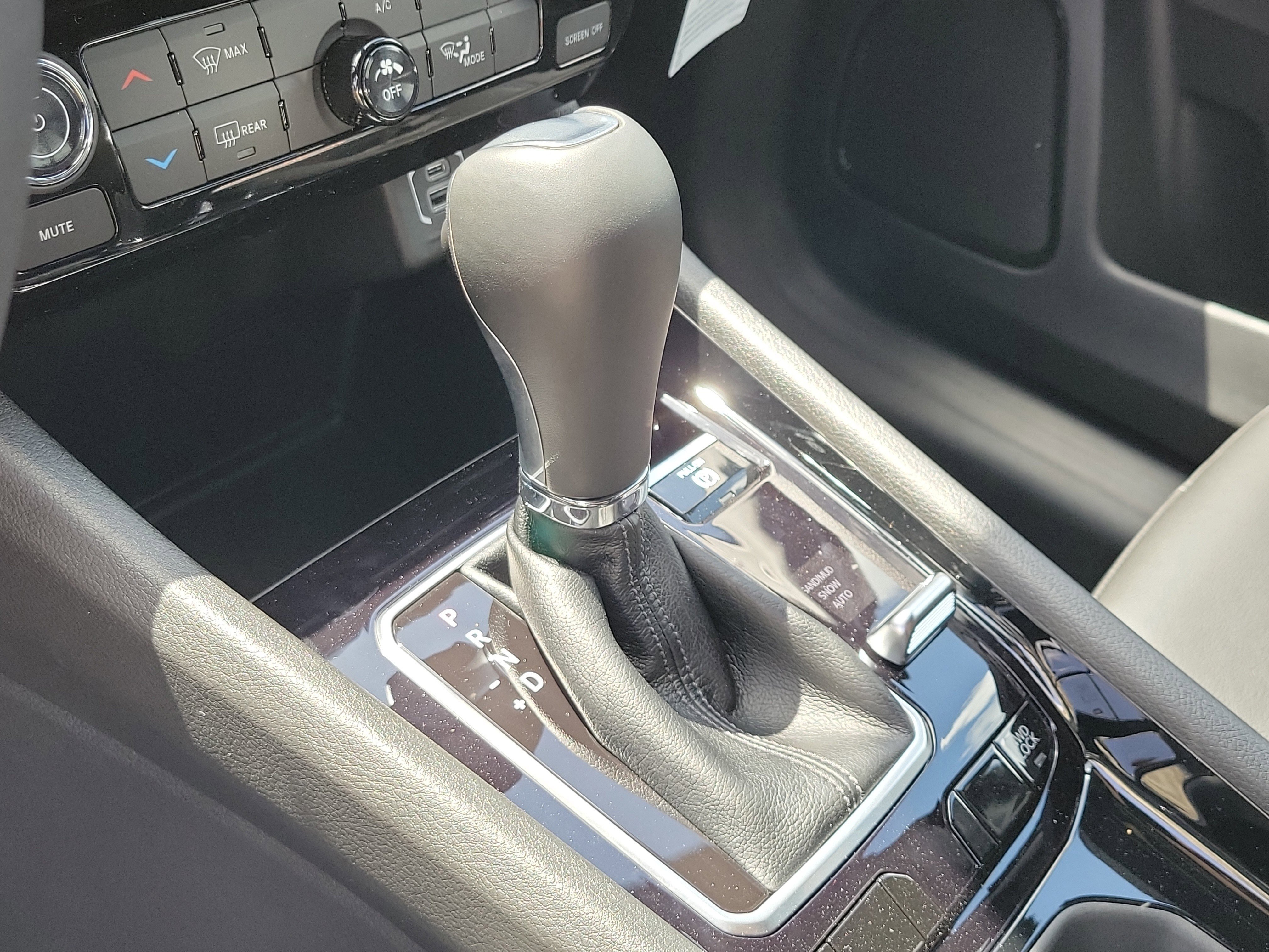 New 2026 Jeep Compass Latitude image 20