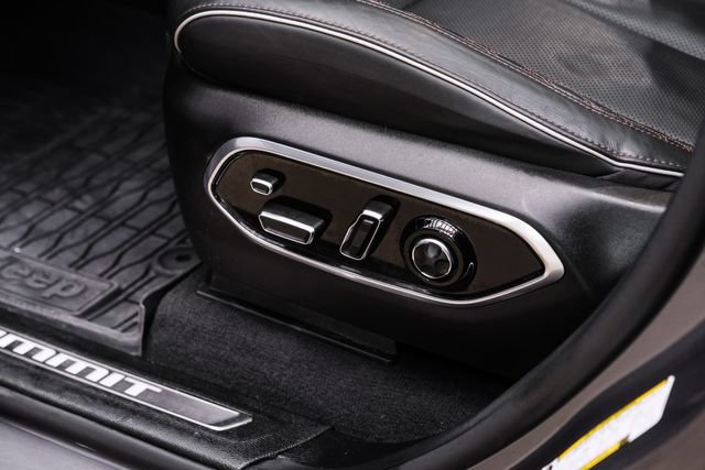 Used 2023 Jeep Grand Cherokee L Summit AWD/4WD image 61