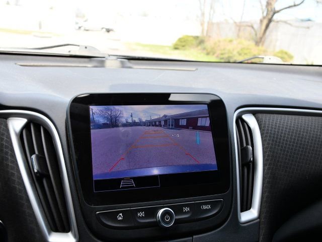 Used 2023 Chevrolet Malibu LT image 12