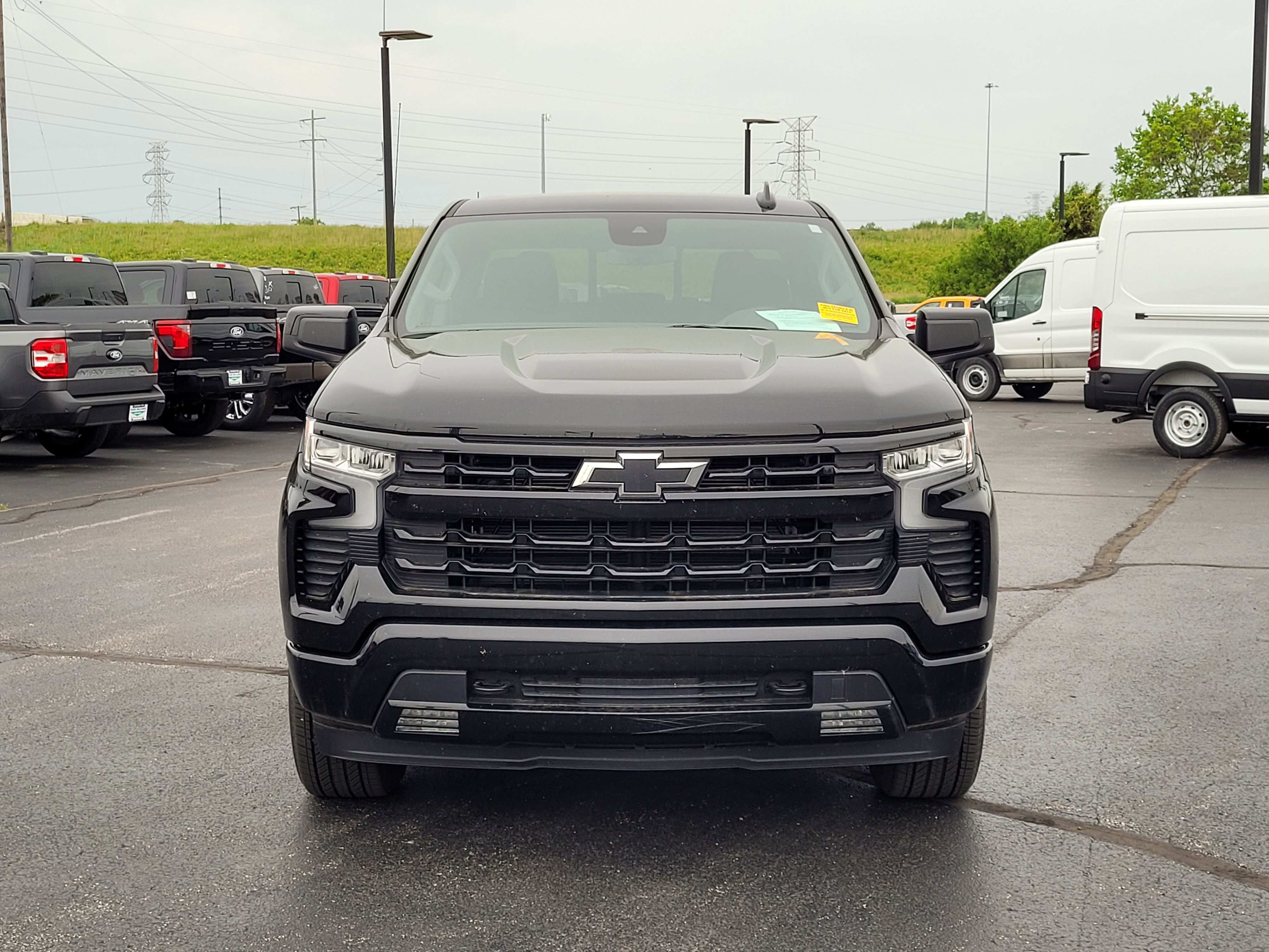 Used 2025 Chevrolet Silverado 1500 RST w/ Convenience Package II AWD/4WD image 9