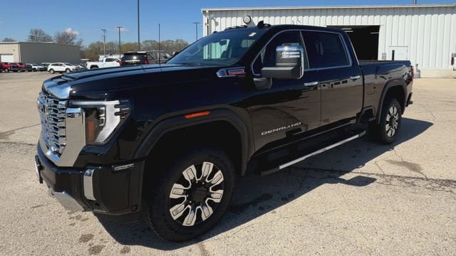 New 2026 GMC Sierra 2500 Denali w/ Denali Reserve Package AWD/4WD image 4