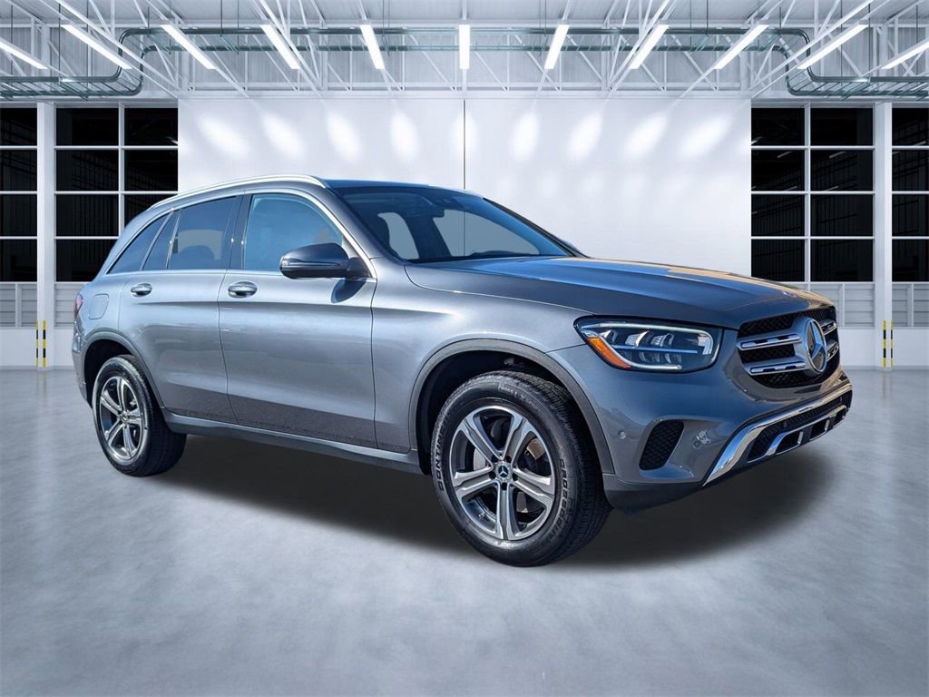 Used 2022 Mercedes-Benz GLC 300 image 2