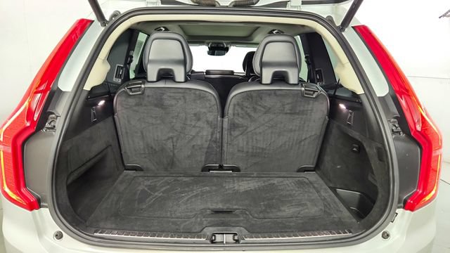 Used 2018 Volvo XC90 T6 Momentum w/ Convenience Package AWD/4WD image 39