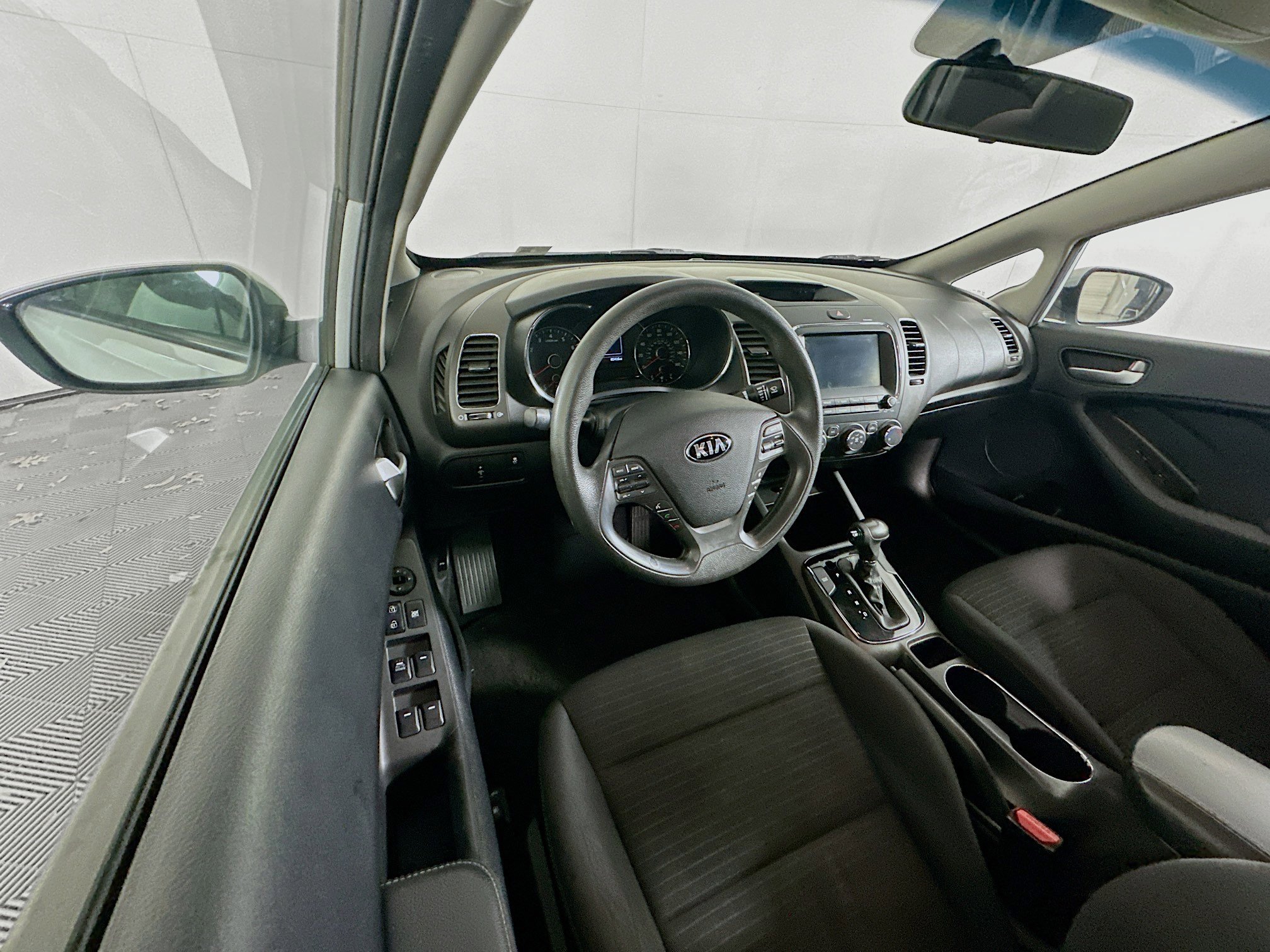 Used 2018 Kia Forte LX w/ LX Popular Package FWD image 18