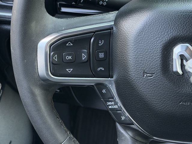 Used 2025 RAM 1500 Laramie AWD/4WD image 13